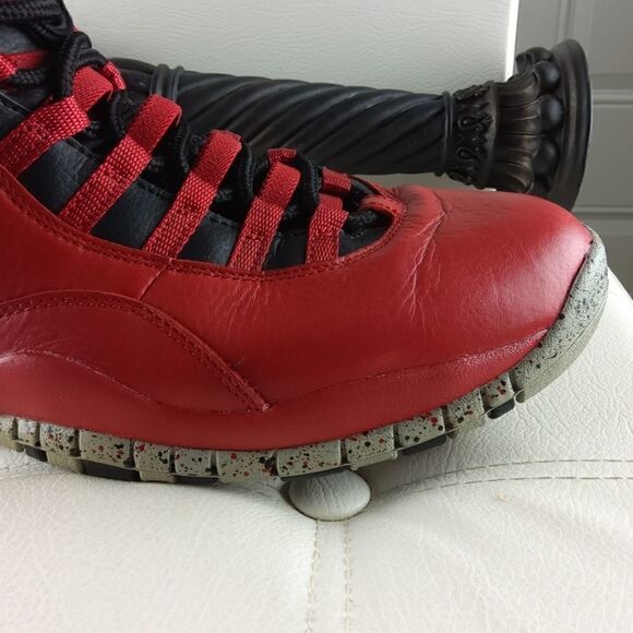 ? Air Jordan 10 retro black and red athletic shoes main image 14